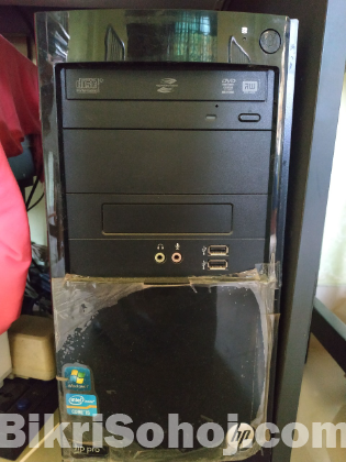 HP brand desktop computer and UPS